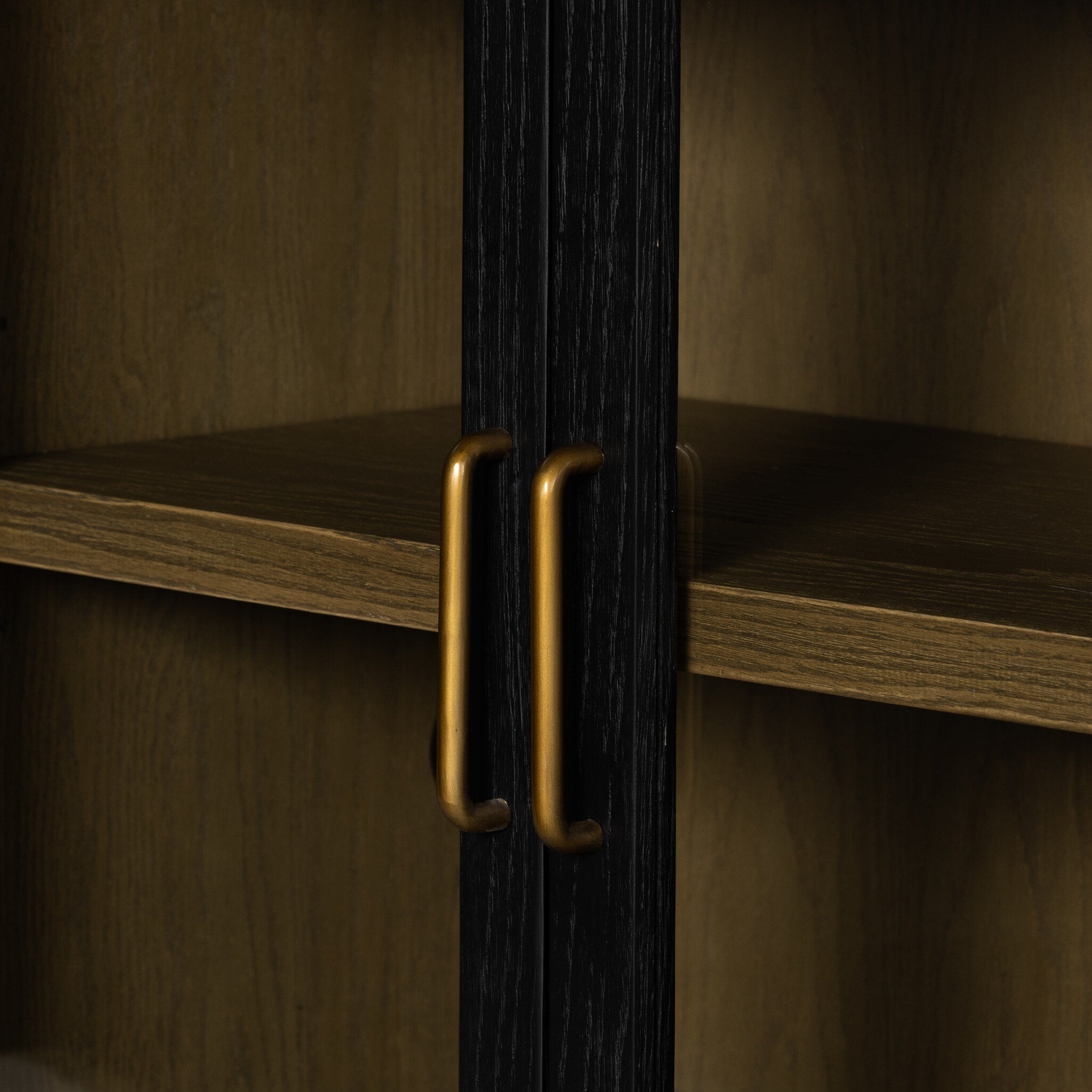 Shop furniture and discover room and home design services in the Kansas City area. MegMade designs has been featured in Wall Street Journal for their high end bungalow home design style. Visit the MegMade store in the Lakeview - Chicago area.