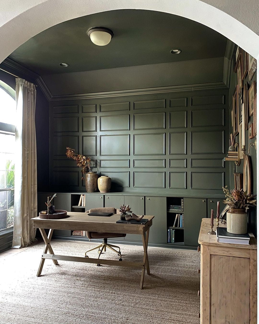10 AFFORDABLE WAYS TO UPDATE YOUR HOME OFFICE