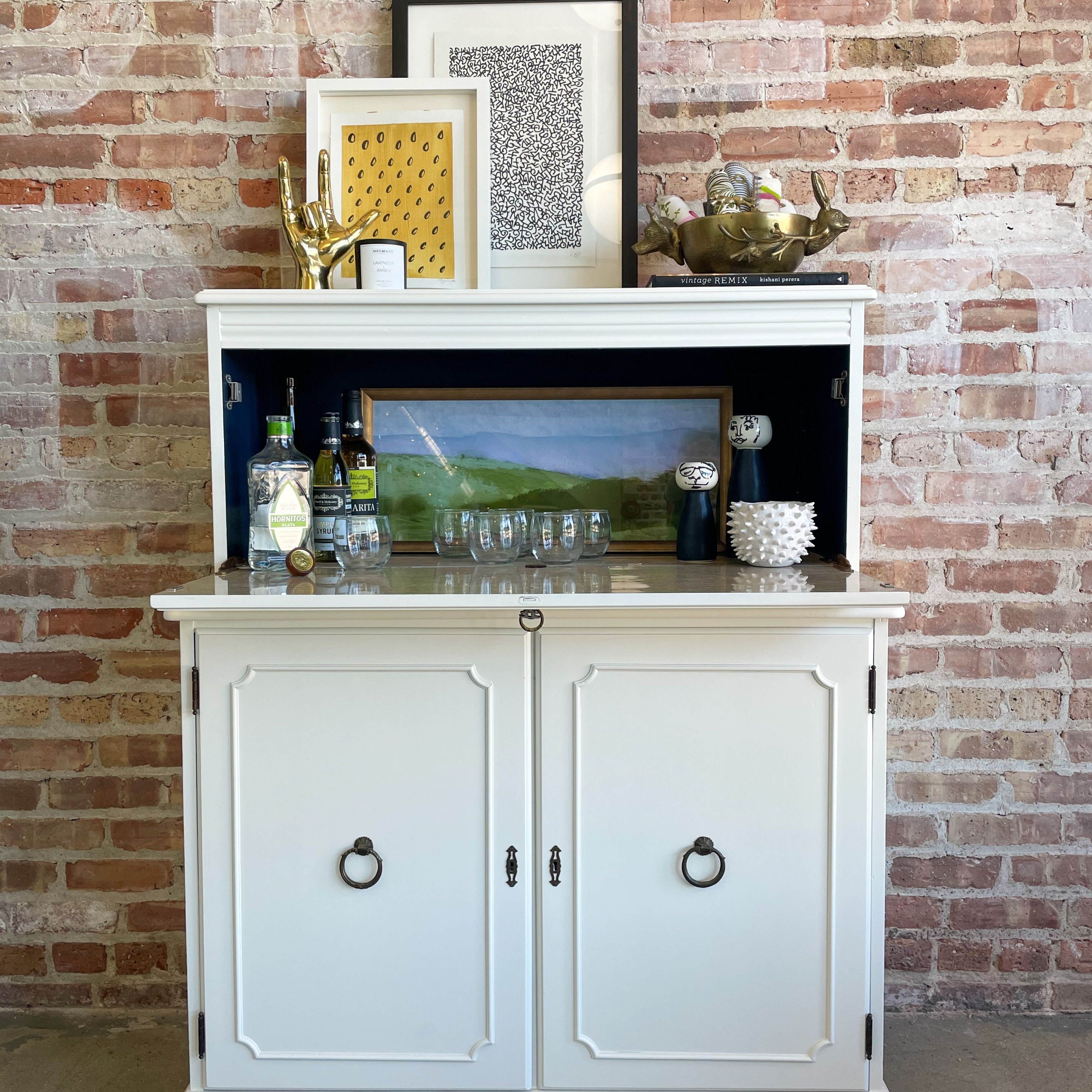 10 THINGS TO ADD TO YOUR MEGMADE BAR CART
