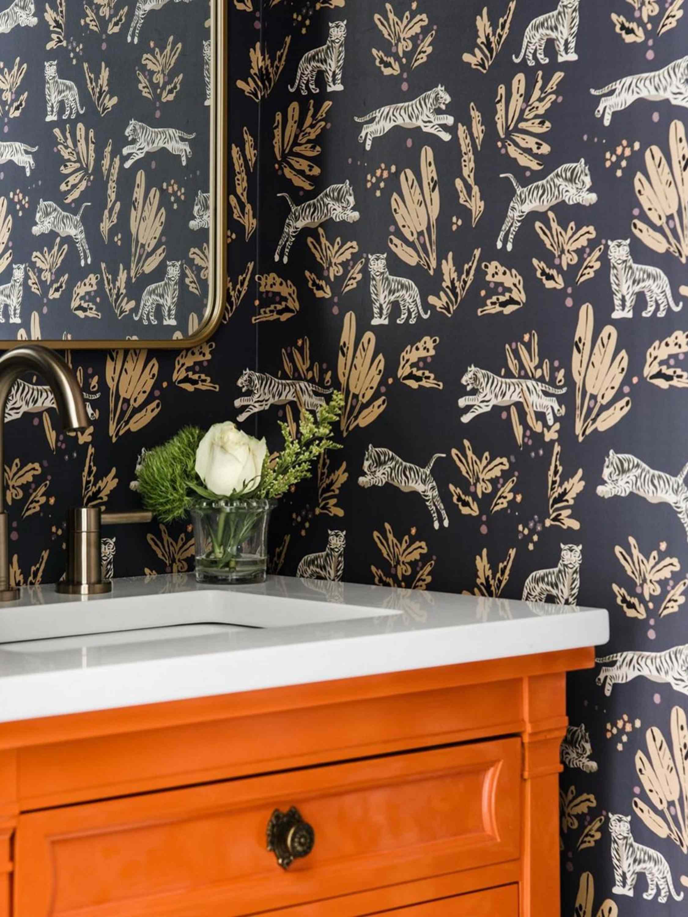 10 WAYS TO DIY IN YOUR HOME