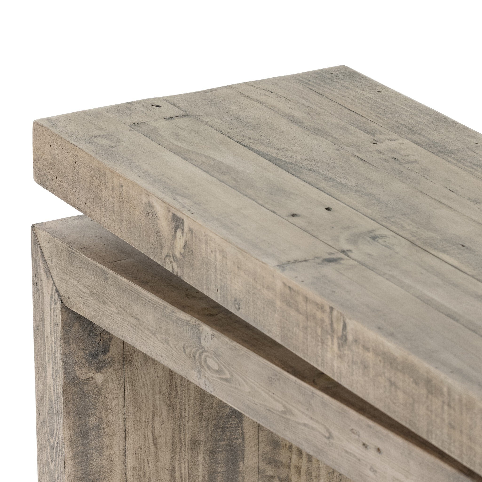 Shop chandeliers and discover new construction services in the Kansas City area. MegMade designs has been featured in DIY magazine for their cottage cabin home design style. Visit the MegMade store in the Barrington - Chicago area.