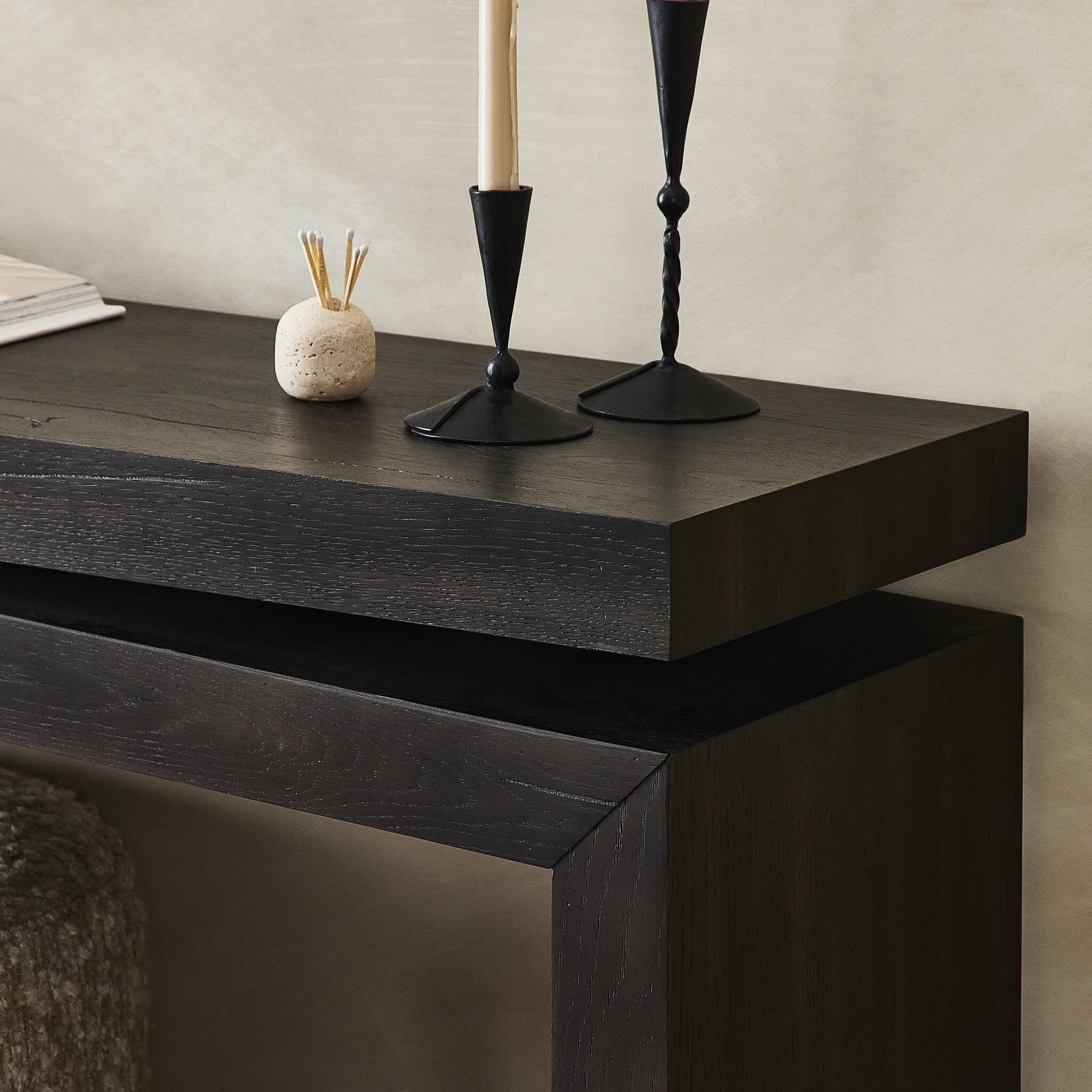 Shop buffets and discover interior design services in the Kansas City area. MegMade designs has been featured in HGTV television for their high end cape cod home design style. Visit the MegMade store in the Union Pier - Chicago area.
