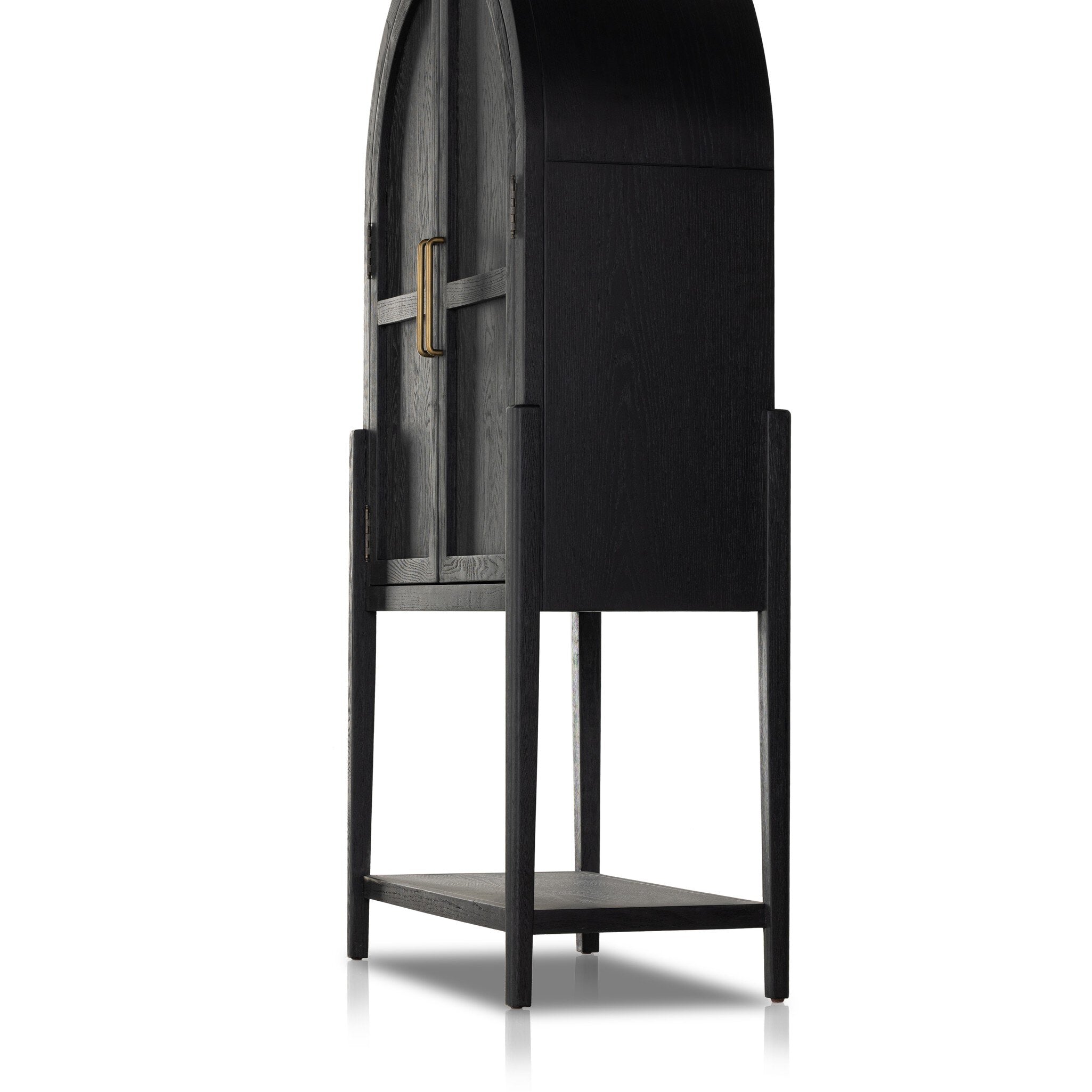 Shop furniture and discover refinishing services in the Washington DC area. MegMade designs has been featured in Wall Street Journal for their colorful cape cod home design style. Visit the MegMade store in the New Buffalo - Chicago area.