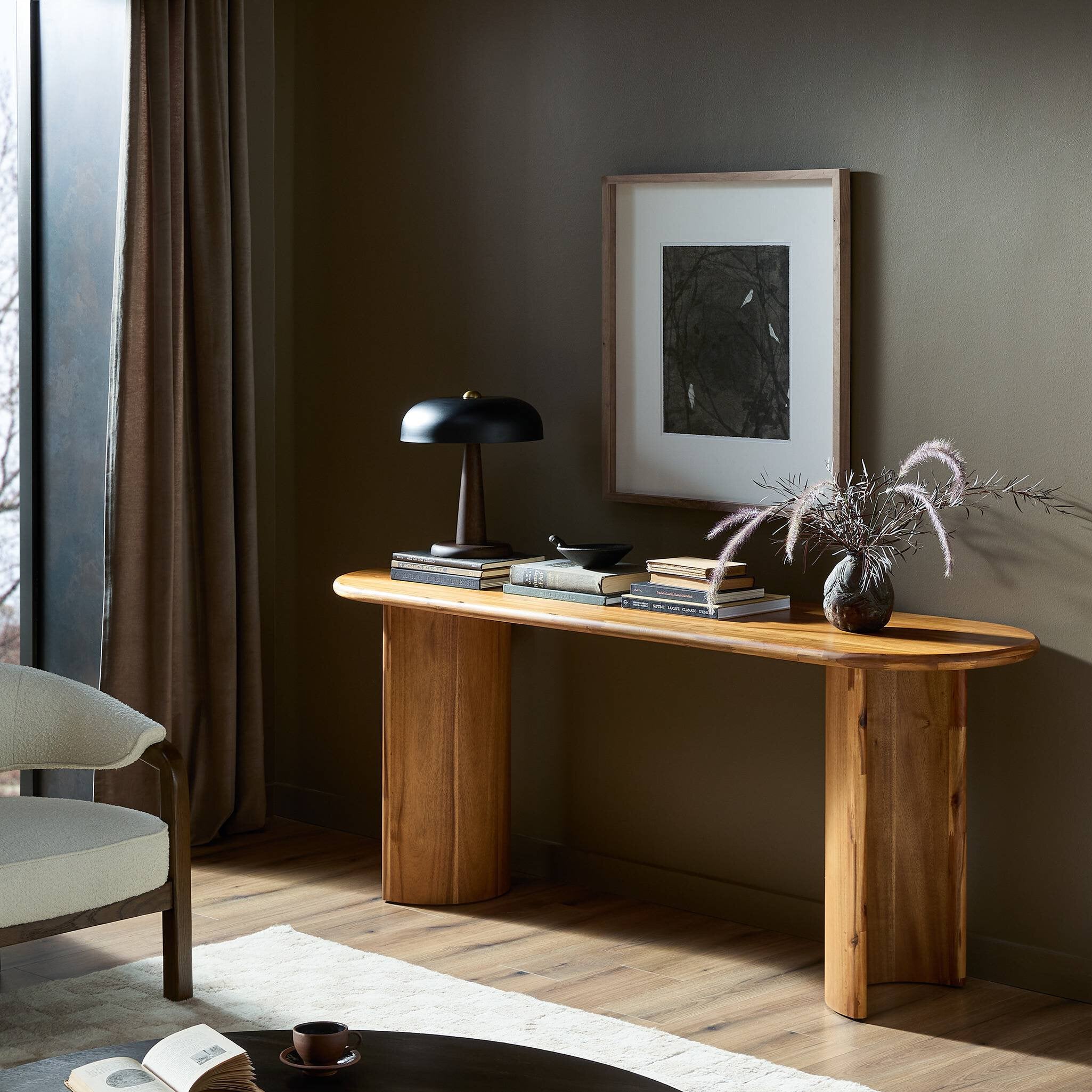 Shop chairs and discover refinishing services in the Des Moines area. MegMade designs has been featured in HGTV television for their optimistic victorian home design style. Visit the MegMade store in the Evanston - Chicago area.