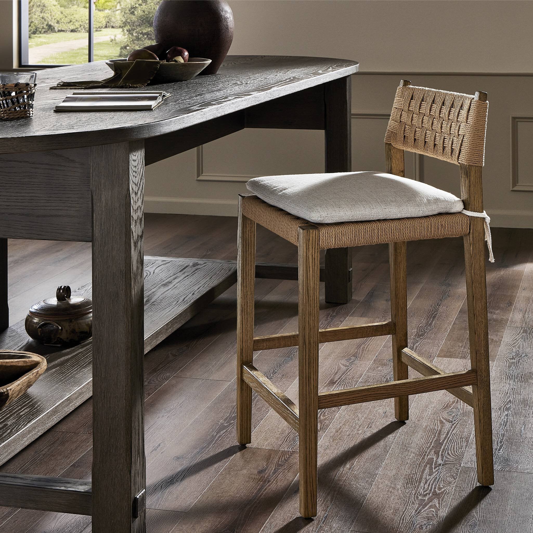 Shop furniture and discover furniture makeover services services in the Kansas City area. MegMade designs has been featured in Wall Street Journal for their minimalist cottage home design style. Visit the MegMade store in the Roscoe Village - Chicago area.