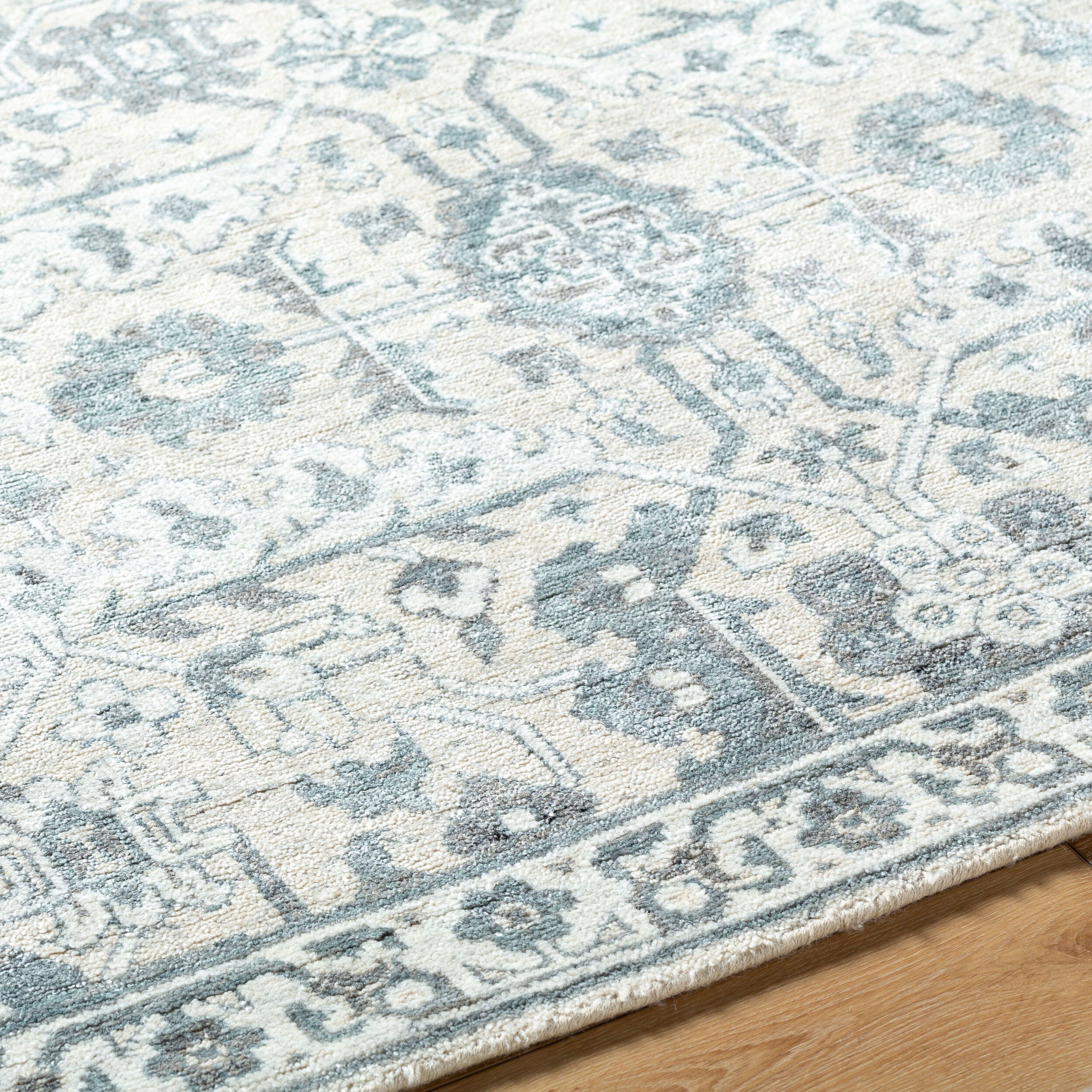 Shop furniture and discover room and home design services in the Evanston area. MegMade designs has been featured in DIY magazine for their quirky farmhouse home design style. Visit the MegMade store in the Ogden Dunes - Chicago area.