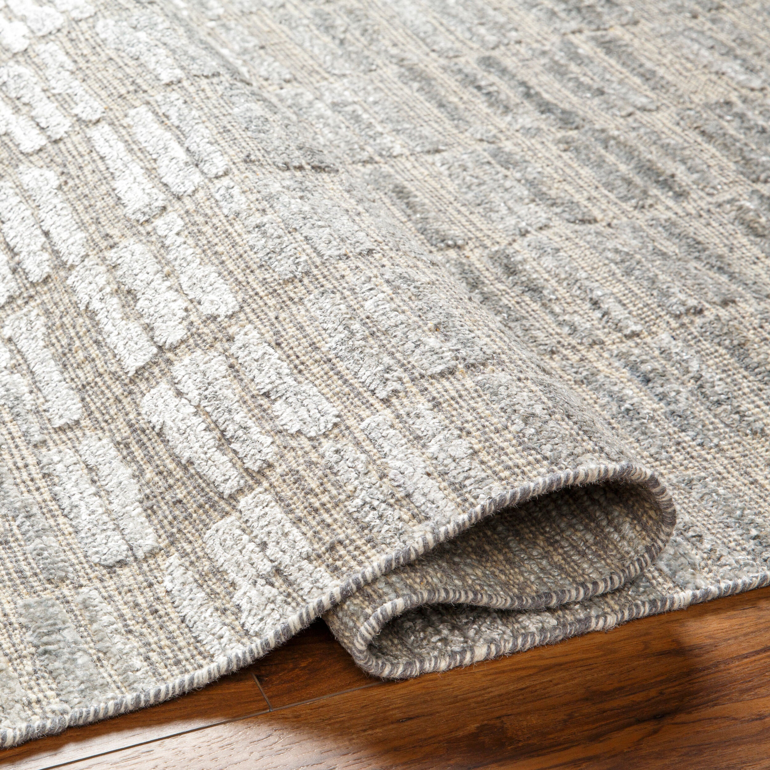 Shop sofas and discover furniture makeover services services in the Los Angeles area. MegMade designs has been featured in Better Home and Gardens for their granny chic cabin home design style. Visit the MegMade store in the Kenilworth - Chicago area.