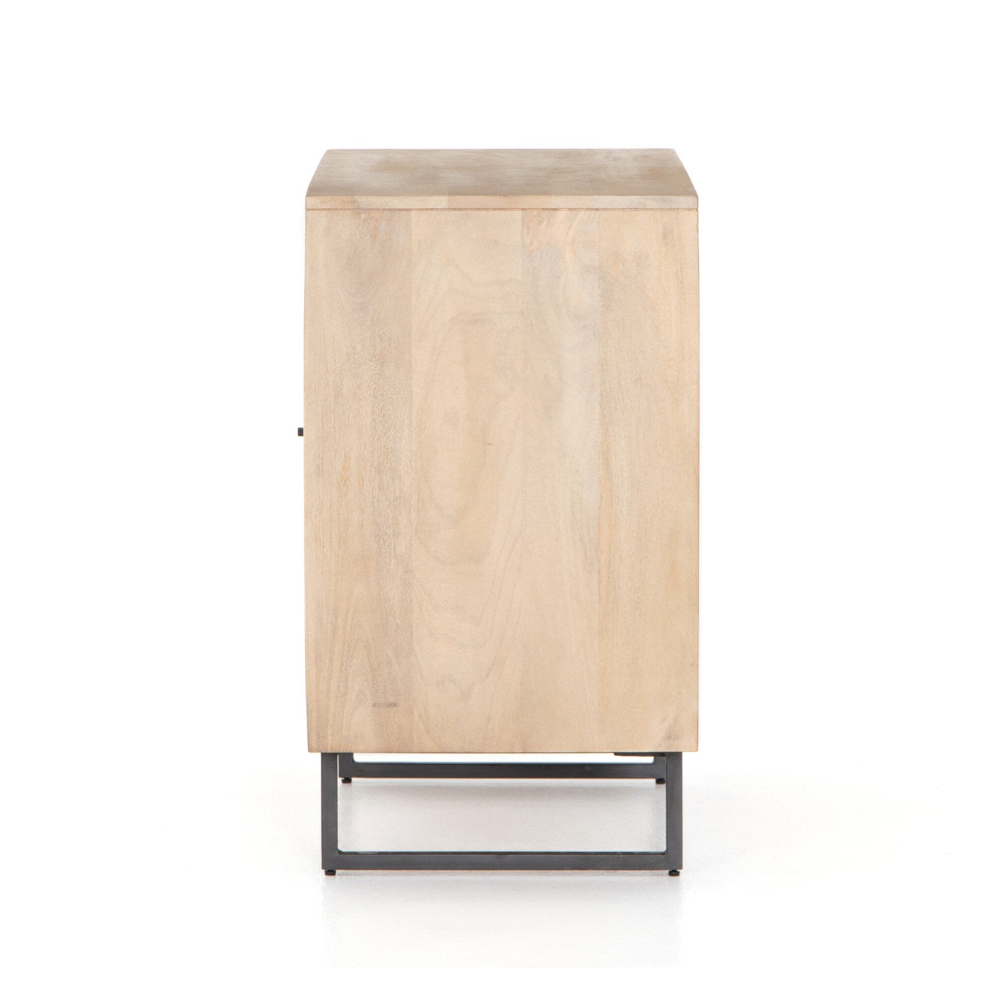 Shop credenzas and discover room design services in the Washington DC area. MegMade designs has been featured in Architectural Digest for their transitional victorian home design style. Visit the MegMade store in the South Loop - Chicago area.