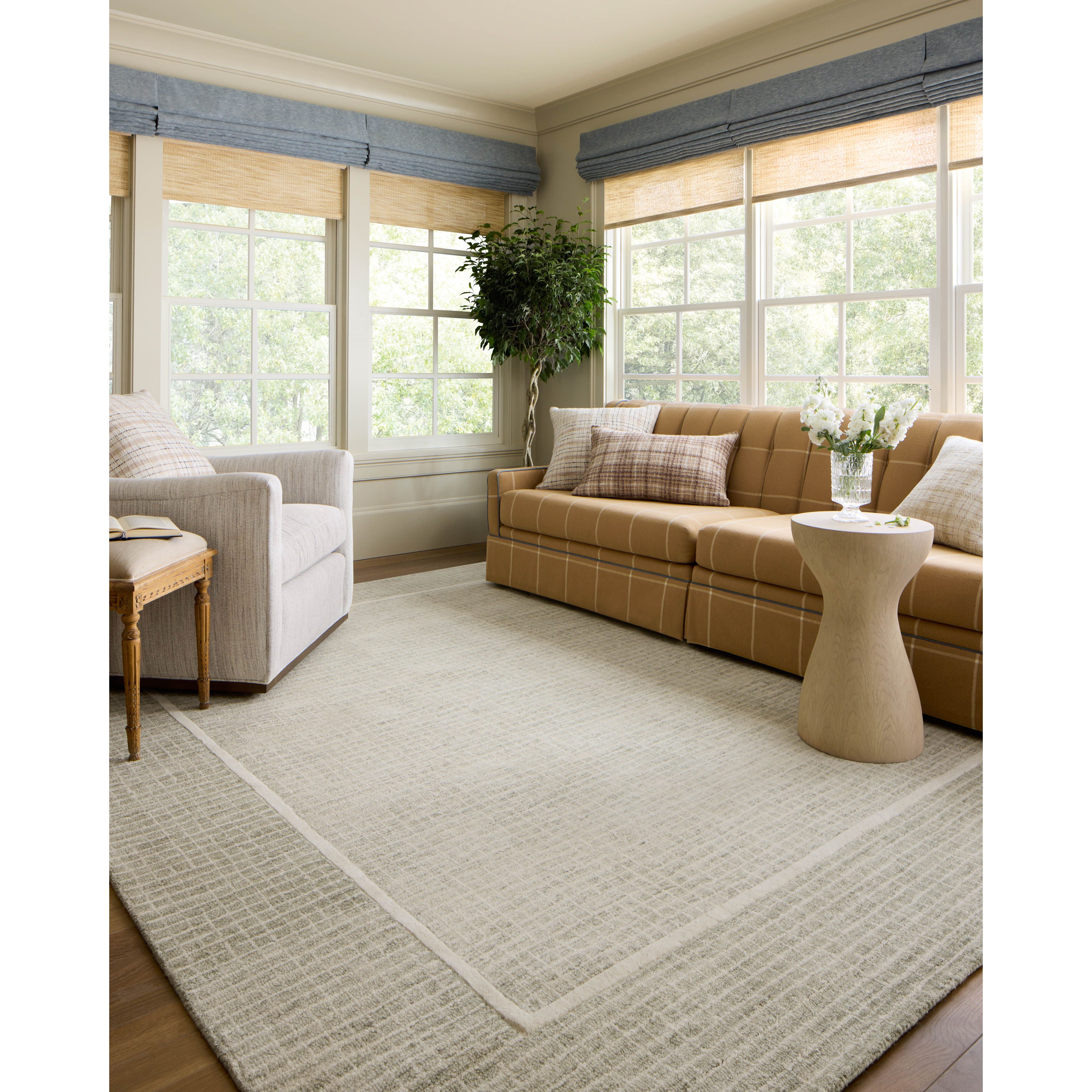 Shop furniture and discover new construction services in the Tampa area. MegMade designs has been featured in HGTV television for their patterned cape cod home design style. Visit the MegMade store in the Andersonville - Chicago area.