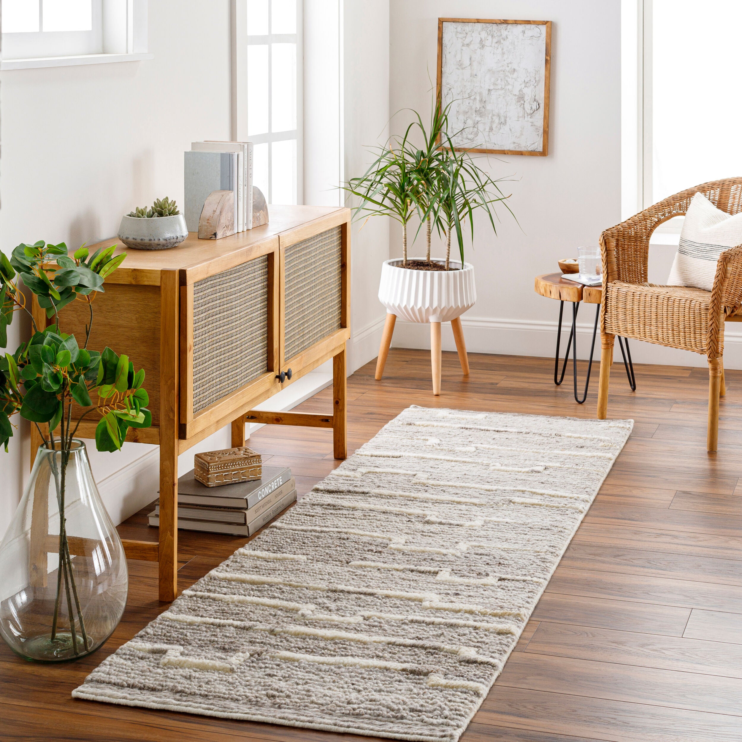Shop chandeliers and discover furniture makeover services services in the Tampa area. MegMade designs has been featured in HGTV television for their optimistic cape cod home design style. Visit the MegMade store in the Libertyville - Chicago area.
