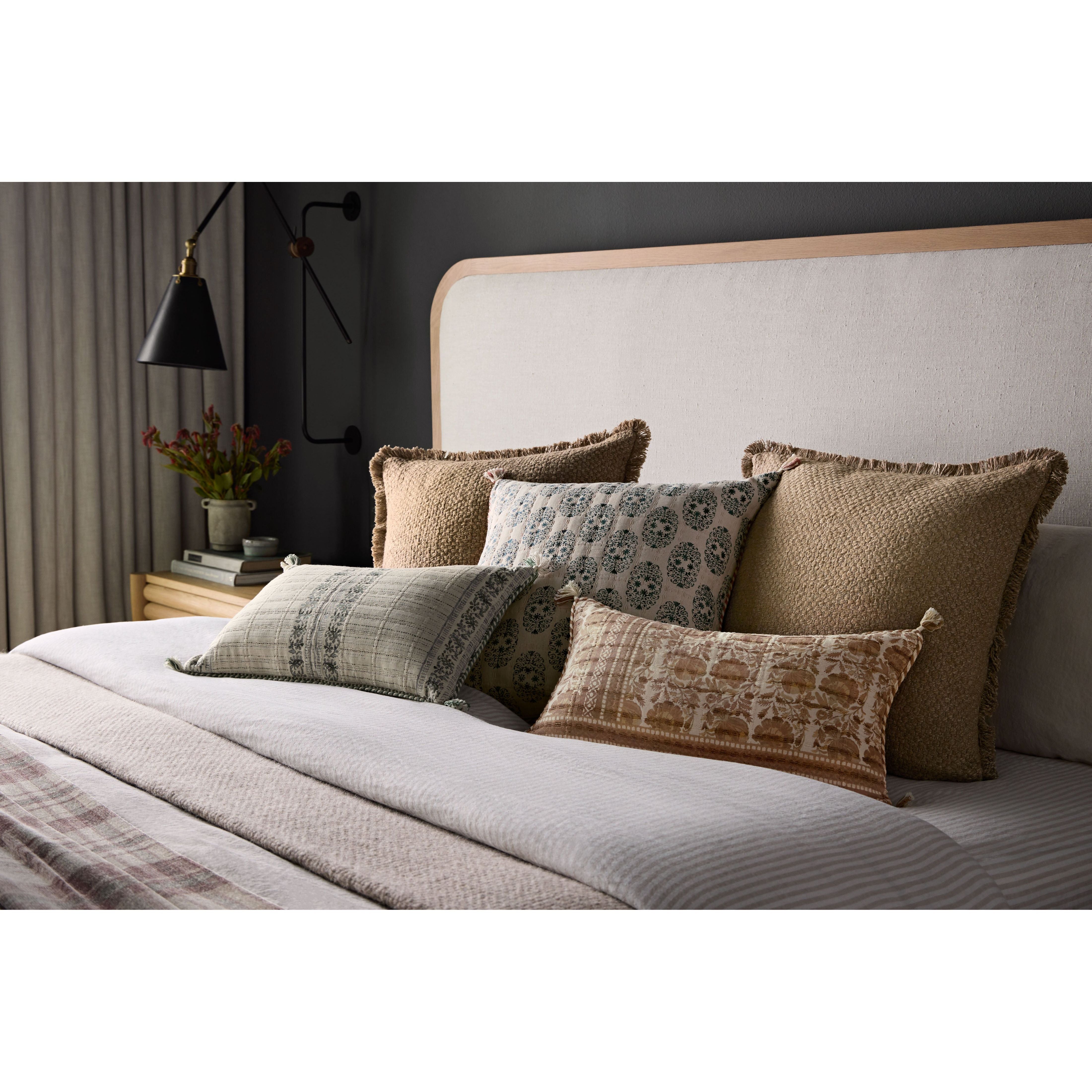 Shop chandeliers and discover room and home design services in the Minneapolis area. MegMade designs has been featured in HGTV magazine for their granny chic painted furniture home design style. Visit the MegMade store in the Lakeview - Chicago area.