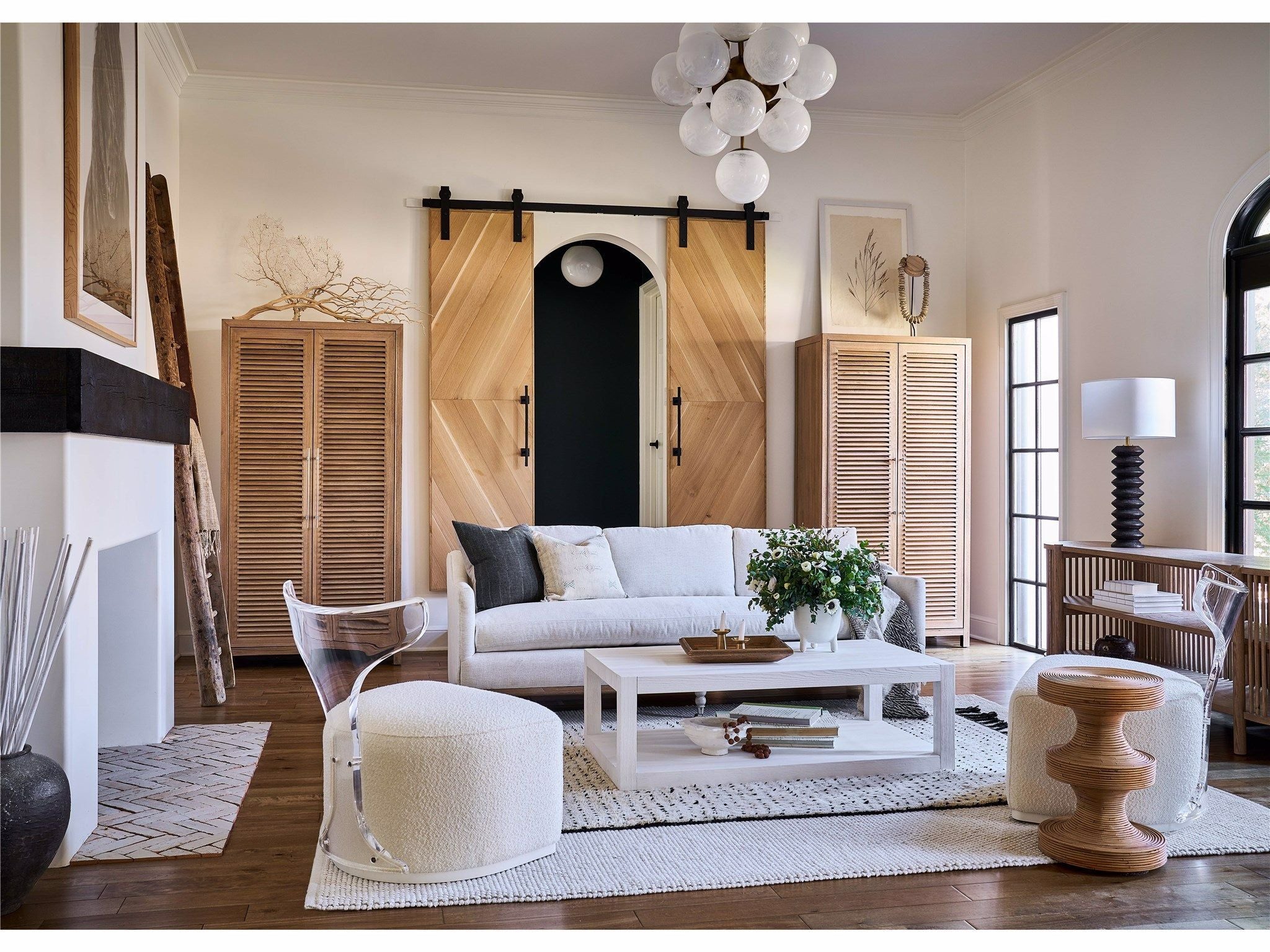 Shop furniture and discover refinishing services in the Schaumburg area. MegMade designs has been featured in Midwest Living for their cottage craftsman home design style. Visit the MegMade store in the Evanston - Chicago area.
